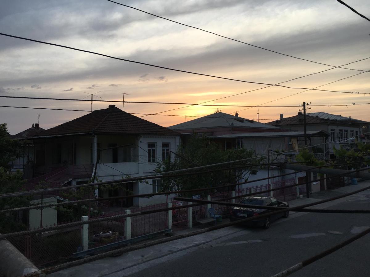 Guest House Vladimir Gagra Exterior photo
