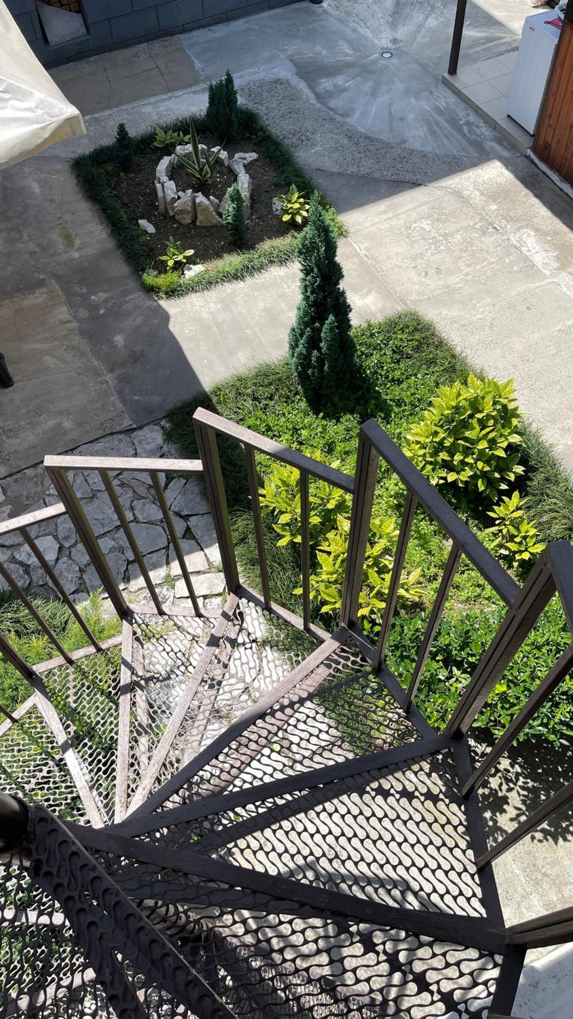 Guest House Vladimir Gagra Exterior photo